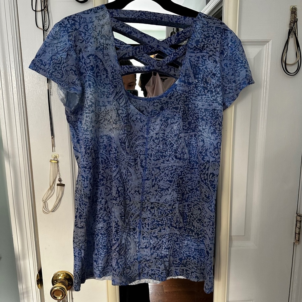Earth Yoga Blue Paisley Crisscross Back Short Sleeve Tunic Top XXL Sustainable